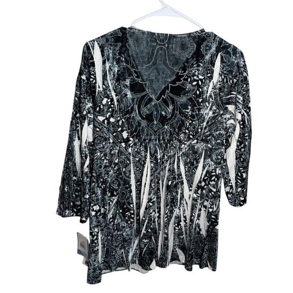 Unity Blouse Women's Petite Large V-Neck 3/4 Sleeve Rhinestone Printed Top NWT - Picture 7 of 12